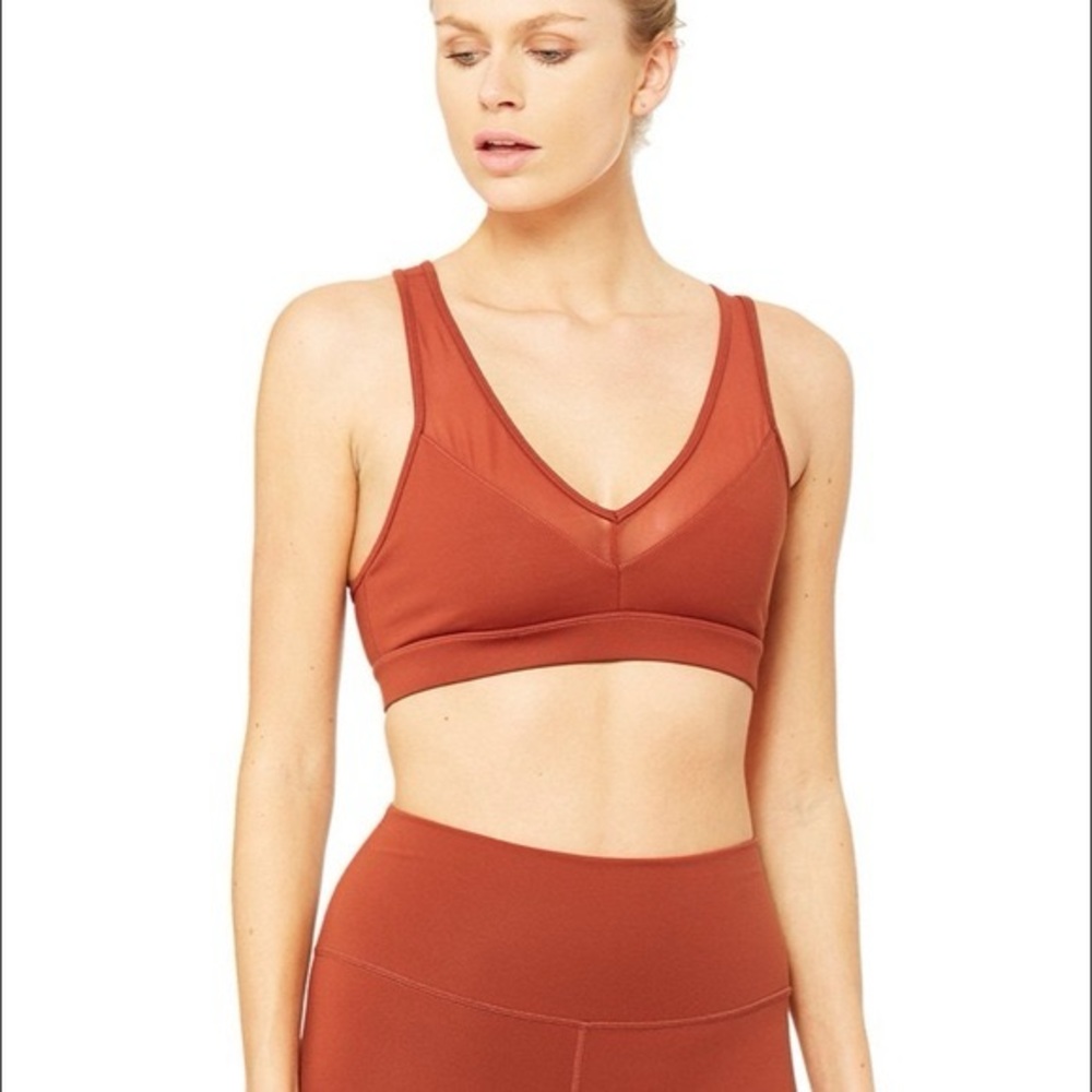 ALO Yoga Copper Sports Bra